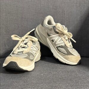 New Balance Gray and silver Athletic Shoes kids